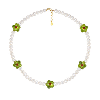 Daisy Choker with Freshwaterpearls