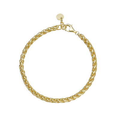 Spinga Wheat Chain has long been the most popular chain. It is very versatile, can be used with a casual attire or in very formal occasions. Each link is twisted into a figure eight and connected to the next link and the one after that. This high quality link structure requires a high level of craftsmanship, making it a very special piece of jewelry.